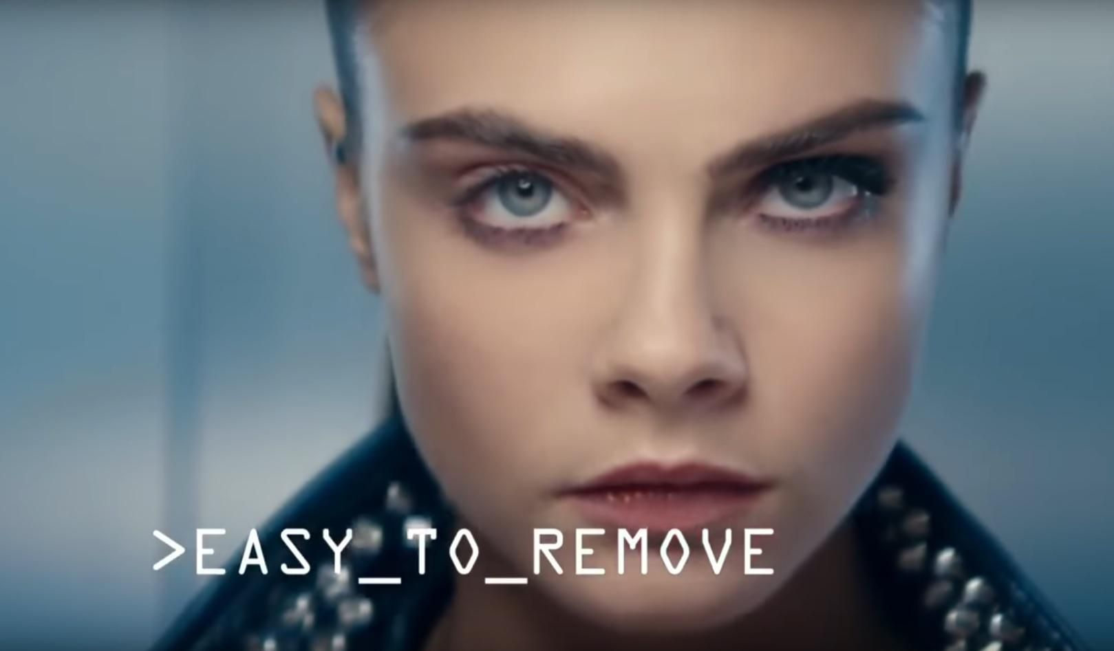 В Британії заборонили рекламу косметичного засобу через фотошоп В Британії заборонили рекламу косметичного засобу через фотошоп