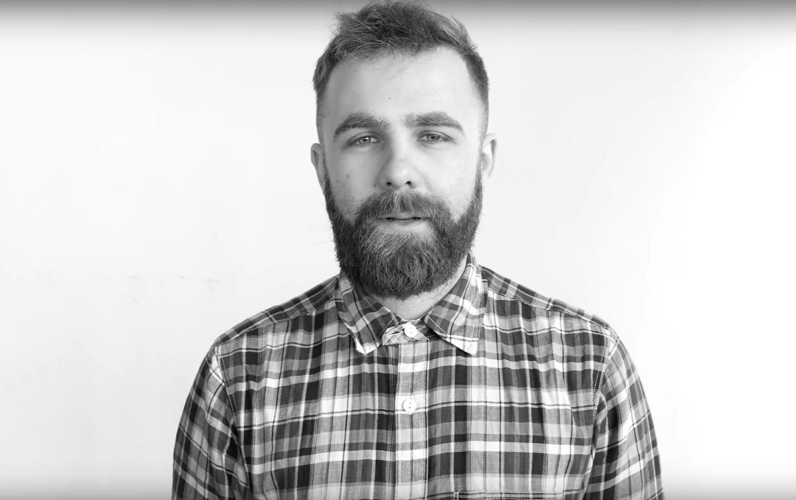 Украинский блогер записал трогательное видео для своей мамы Украинский блогер записал трогательное видео для своей мамы