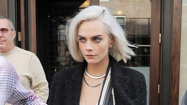 Известная модель ошеломила лысой головой: фото Известная модель ошеломила лысой головой: фото