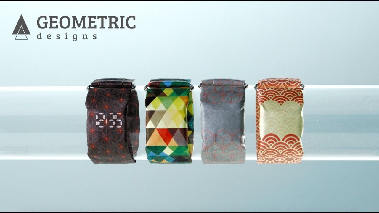 Розробники створили годинник із поліетилену: опубліковано відео Розробники створили годинник із поліетилену: опубліковано відео