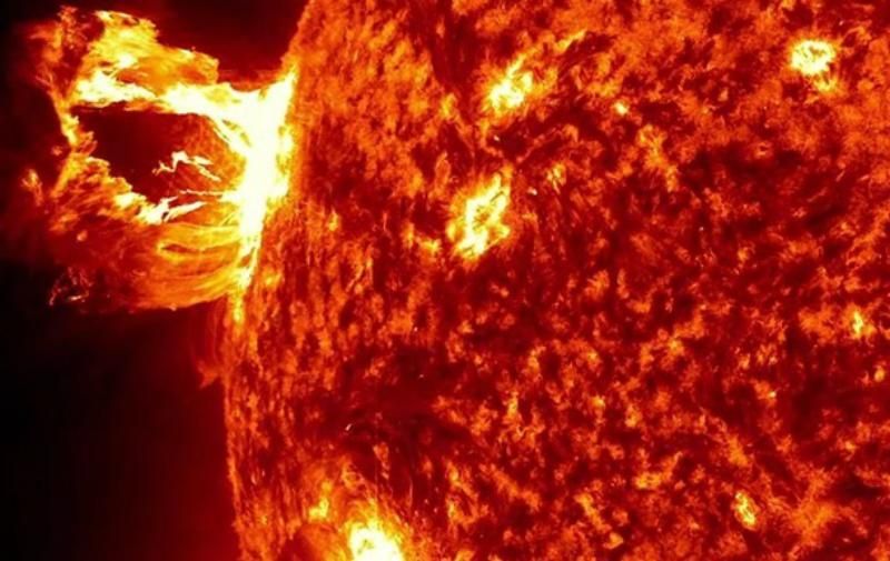 NASA зафіксували на Сонці аномальні спалахи, які можуть вплинути на Землю
