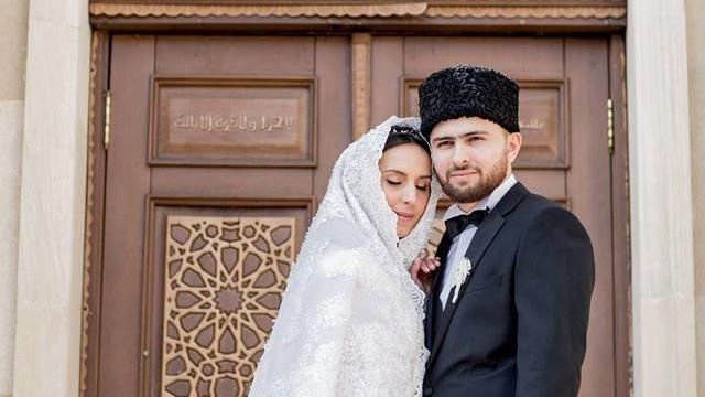 Любимый Джамалы обиделся за ее откровенный образ на телевизионном шоу Любимый Джамалы обиделся за ее откровенный образ на телевизионном шоу