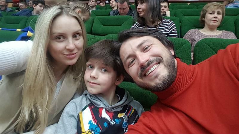 Притула показав зворушливі фото із сімейного перегляду баскетболу Притула показав зворушливі фото із сімейного перегляду баскетболу