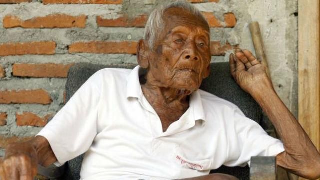 Прожил почти полтора века: умер старейший мужчина на  Земле