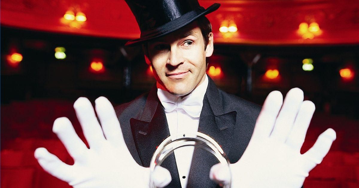 Фокусник удосконалив трюк з "відірваним пальцем": захоплююче відео Фокусник удосконалив трюк з "відірваним пальцем": захоплююче відео