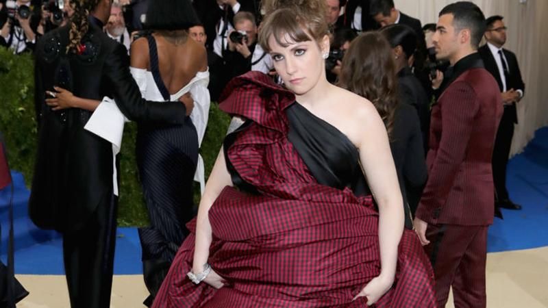 Американську актрису забрали в лікарню з MetGala 2017 Американську актрису забрали в лікарню з MetGala 2017