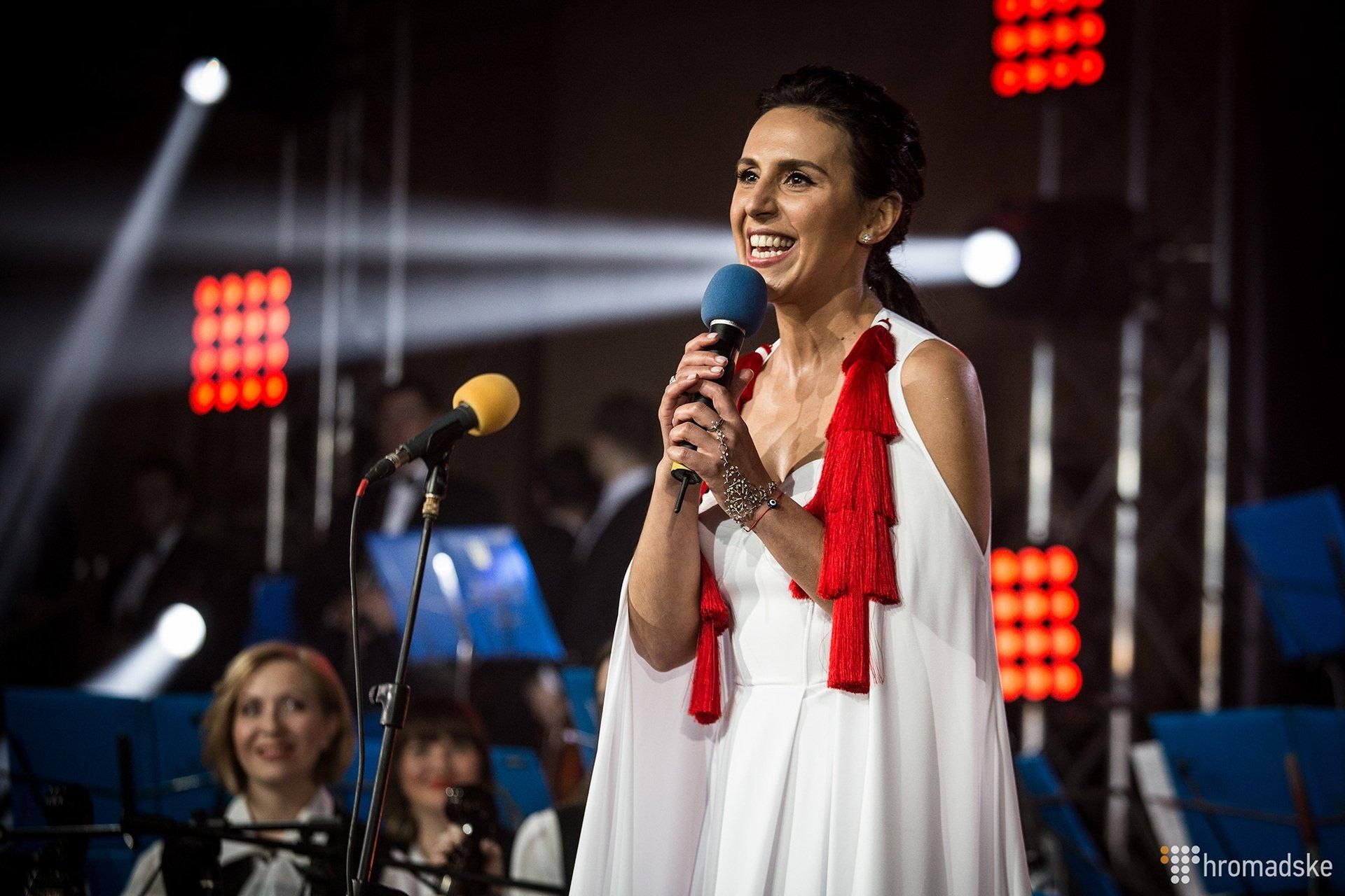 Організатори Євробачення пояснили, чому не пустили Джамалу на червону доріжку Організатори Євробачення пояснили, чому не пустили Джамалу на червону доріжку