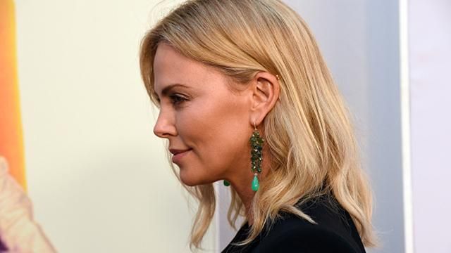 ЗМІ приписують Шарліз Терон роман з відомим музикантом ЗМІ приписують Шарліз Терон роман з відомим музикантом