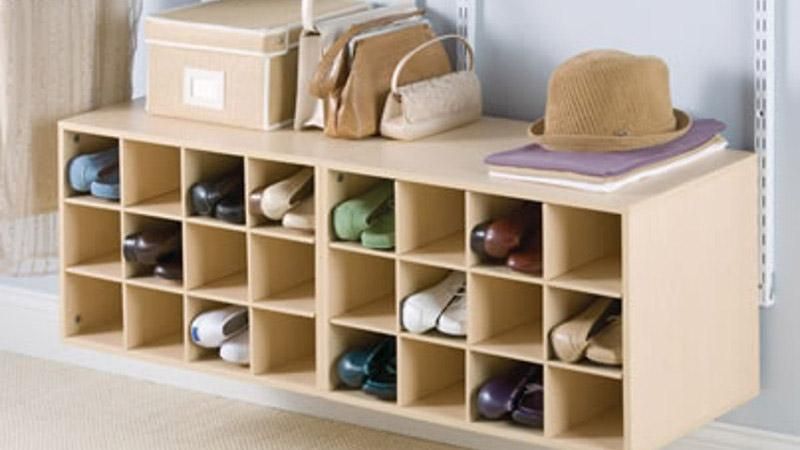 Як правильно зберігати взуття у міжсезоння: корисні лайфхаки Як правильно зберігати взуття у міжсезоння: корисні лайфхаки