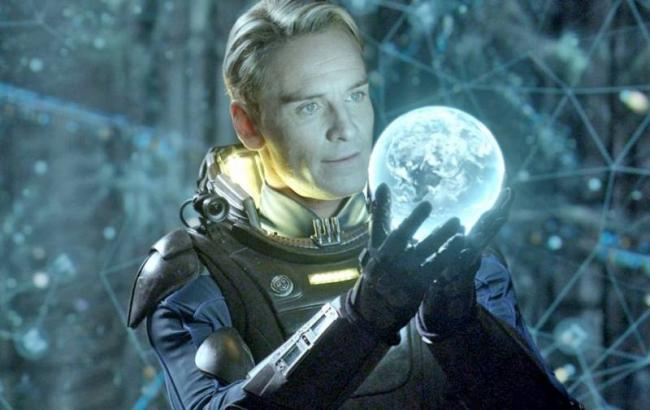 Режиссер фильма ужасов смешно рассказал, что делать, если встретится Чужой: видео