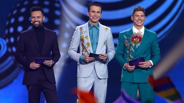 Никаких суфлеров: ведущие Евровидения-2017 показали, как готовятся к большому финалу