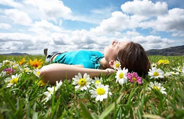 Летние выходные: стало известно, сколько украинцы будут отдыхать в июне Летние выходные: стало известно, сколько украинцы будут отдыхать в июне