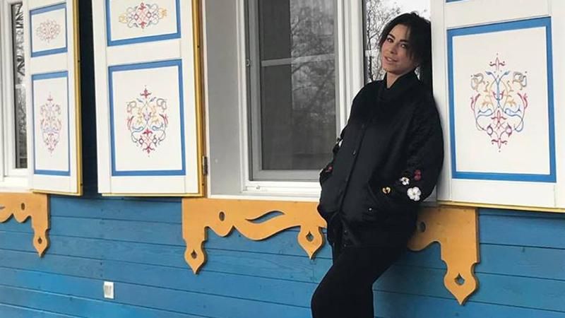 Ани Лорак похвасталась подарком от российских поклонников Ани Лорак похвасталась подарком от российских поклонников