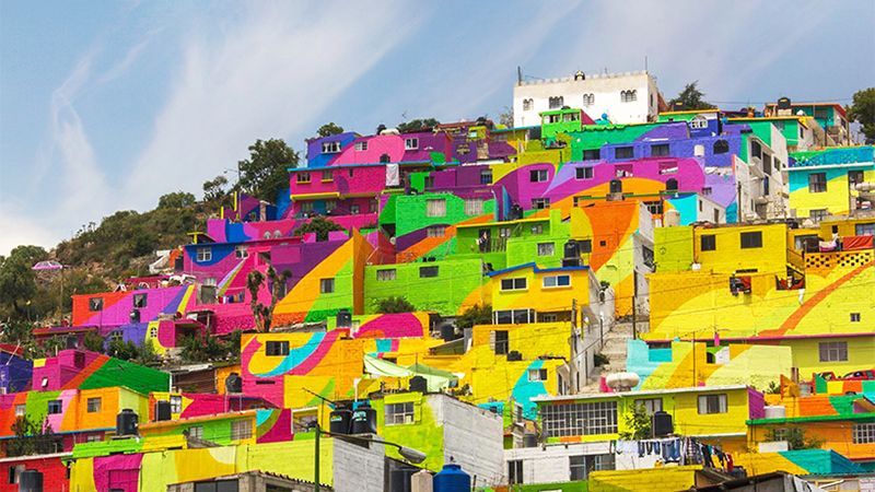 В Индонезии появилось разноцветное село: яркие фото из соцсетей В Индонезии появилось разноцветное село: яркие фото из соцсетей