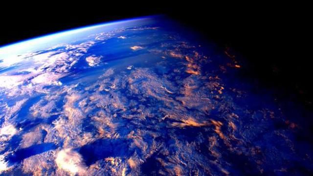 Астронавт снял Землю из космоса: захватывающее видео