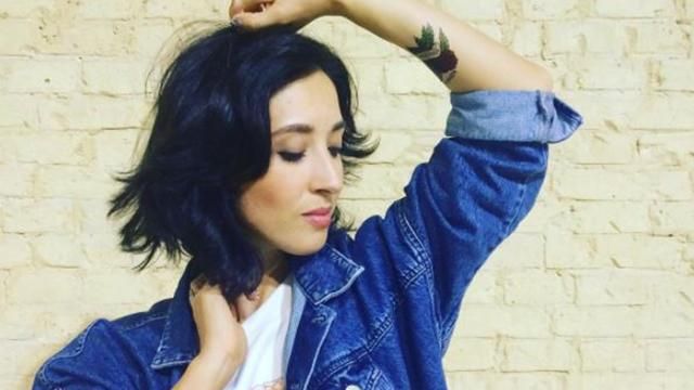 Известная певица сделала патриотическую татуировку с поэзией украинского поэта Известная певица сделала патриотическую татуировку с поэзией украинского поэта