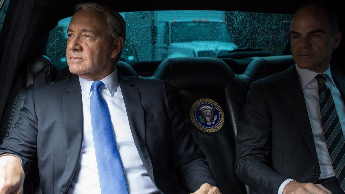 Фотограф Обамы сделал потрясающую фотосессию для президента с "Карточного дома" Фотограф Обамы сделал потрясающую фотосессию для президента с "Карточного дома"