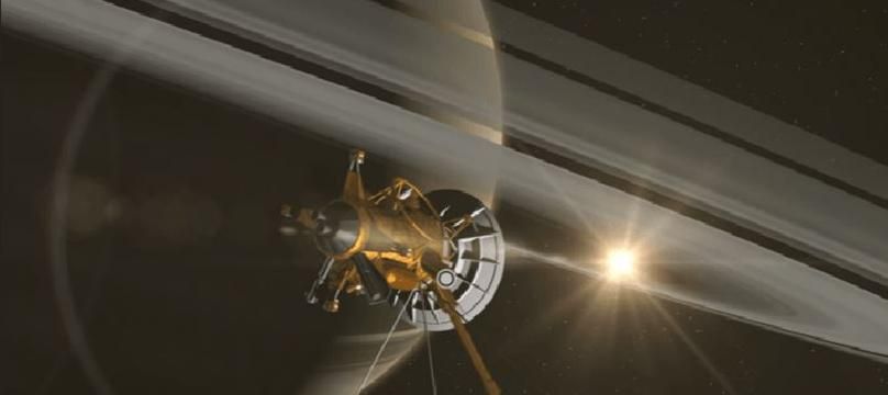 Зонд Cassini передав на Землю чергове незвичайне фото Сатурна