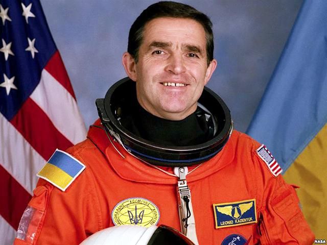 Український космонавт написав книгу про свої польоти Український космонавт написав книгу про свої польоти