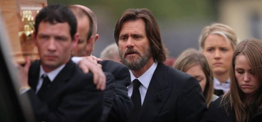 Джим Керрі постане перед судом через самогубство його дівчини Джим Керрі постане перед судом через самогубство його дівчини