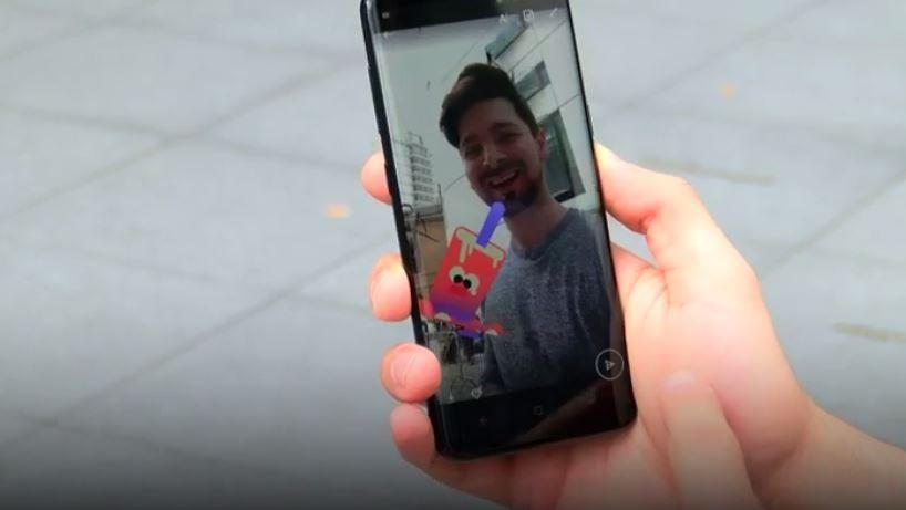 В Skype появились несколько функций, похожих на Snapchat В Skype появились несколько функций, похожих на Snapchat