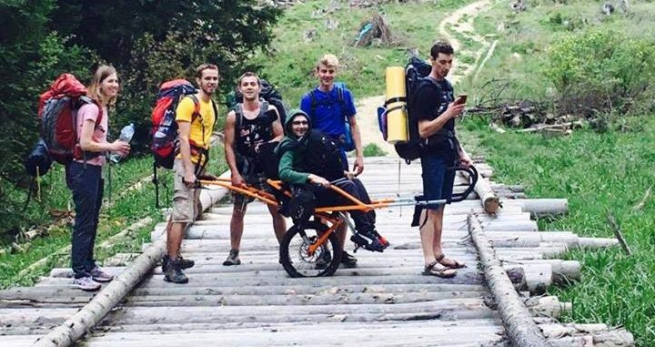 Как парень с ДЦП покорил Говерлу: опубликовали фото