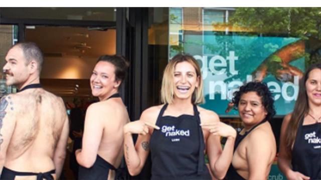 Работники магазина обнажились ради рекламы: фото 18+ Работники магазина обнажились ради рекламы: фото 18+