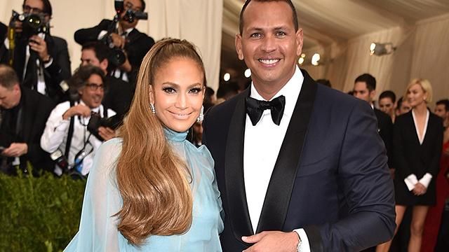 ЗМІ розповіли про зраду бойфренда Лопес ЗМІ розповіли про зраду бойфренда Лопес