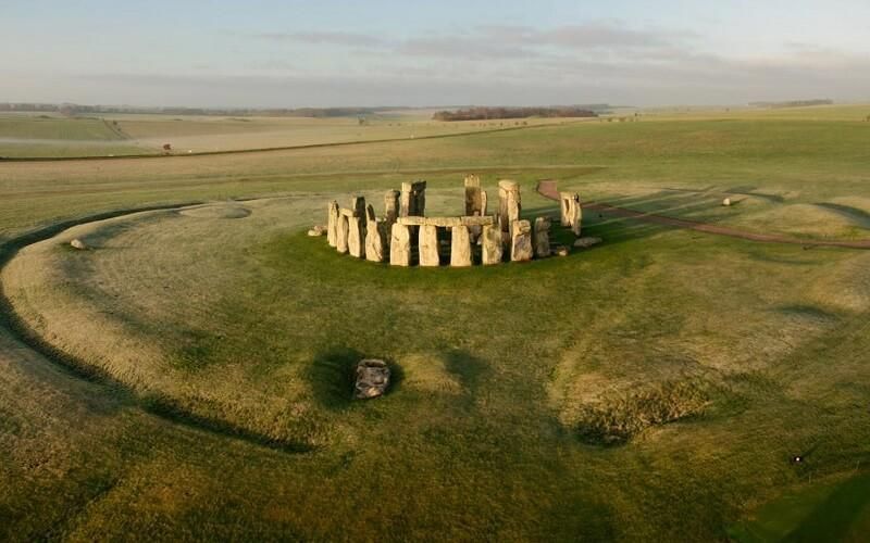Вчені визначили вік та призначення дерев’яних кіл Стоунхеджа Вчені визначили вік та призначення дерев’яних кіл Стоунхеджа