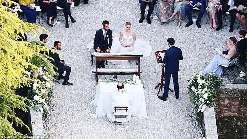 Появились новые фото со свадьбы голливудской актрисы Появились новые фото со свадьбы голливудской актрисы