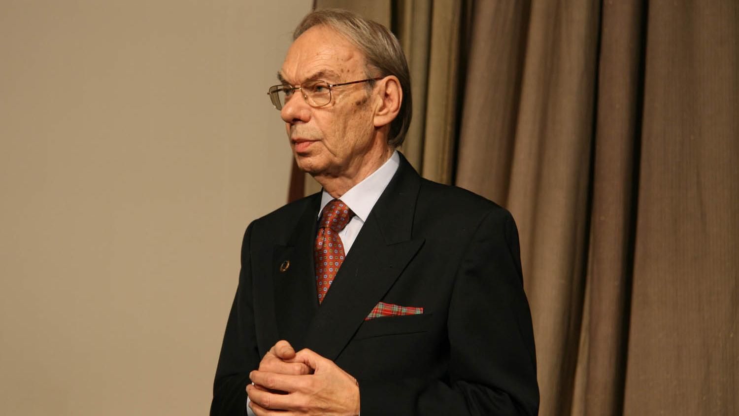 Алексей Баталов умер - звезда Москва слезам не верит Алексей Баталов умер - звезда Москва слезам не верит