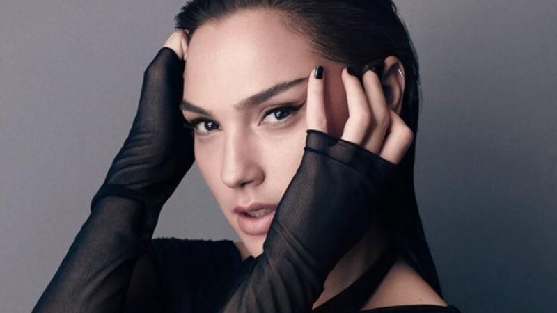 "Чудо-жінка" Галь Гадот показала селфі без макіяжу "Чудо-жінка" Галь Гадот показала селфі без макіяжу