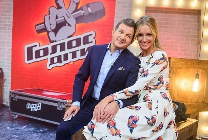 Юрий Горбунов показал милое фото с Екатериной Осадчей Юрий Горбунов показал милое фото с Екатериной Осадчей