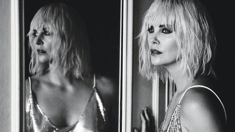 Шарлиз Терон снялась в сексуальной фэшн-съемке: фото