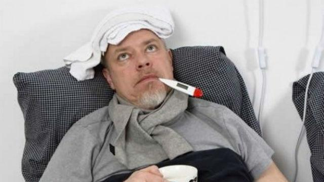 Мужчины действительно тяжелее переносят болезни: врачи объяснили почему