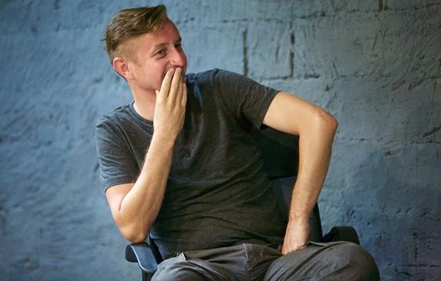 Жадан подколол депутатов Добкиных в остроумном стихе Жадан подколол депутатов Добкиных в остроумном стихе