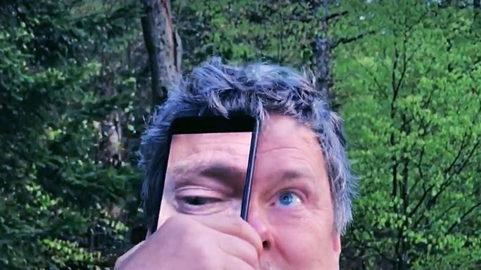 Відомий французький режисер зняв фільм лише за допомогою iPhone: відео Відомий французький режисер зняв фільм лише за допомогою iPhone: відео