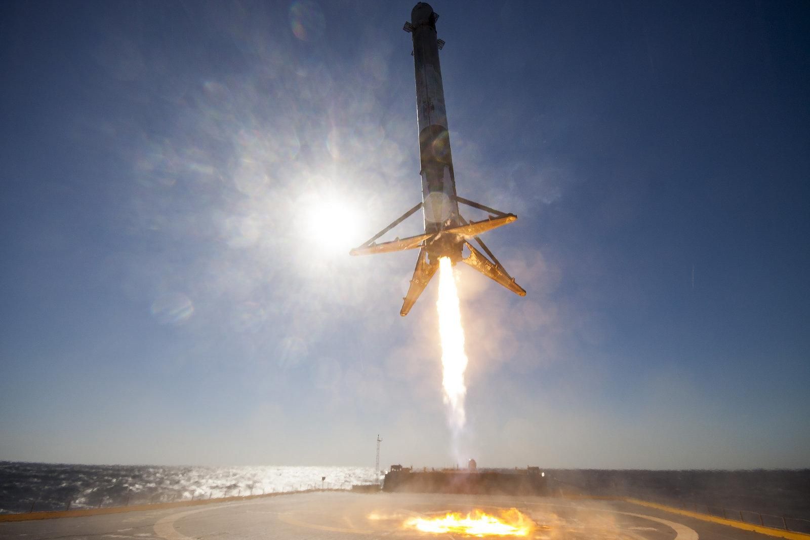 З'явилося відео успішного запуску ракети-носія Falcon 9