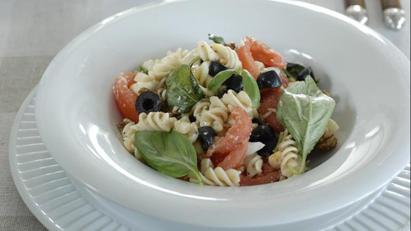 7 идей как использовать продукты, которые залежались в холодильнике