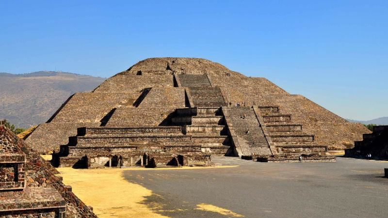 Ученые открыли тайный туннель под известной пирамидой в Мексике
