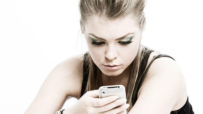 Небезпечний вірус атакував понад 14 мільйонів мобільних телефонів Небезпечний вірус атакував понад 14 мільйонів мобільних телефонів