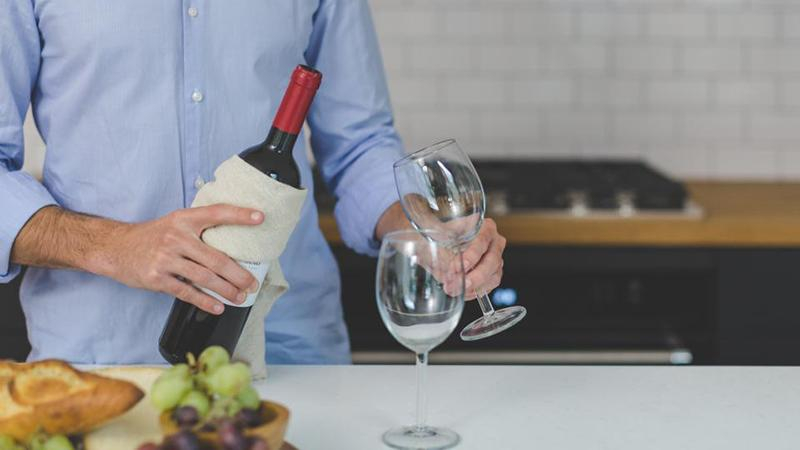 Как правильно пить алкоголь: советы эксперта