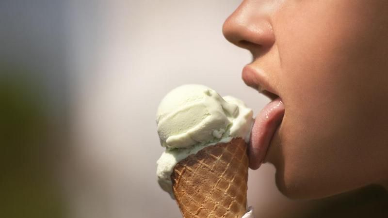 Как правильно выбрать мороженое: советы эксперта