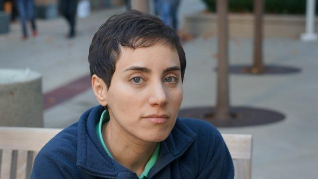 Умерла  известная иранская женщина-математик
