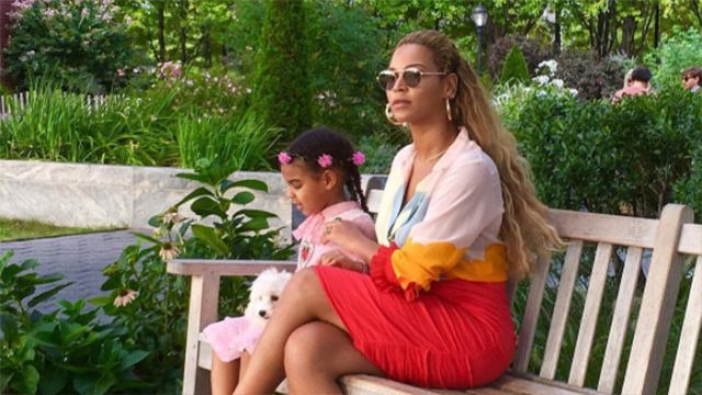 СМИ рассказали подробности о рождении двойни Бейонсе