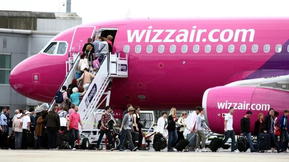 Wizz Air скасовує плату ручної поклажі: нові розміри і правила Wizz Air скасовує плату ручної поклажі: нові розміри і правила