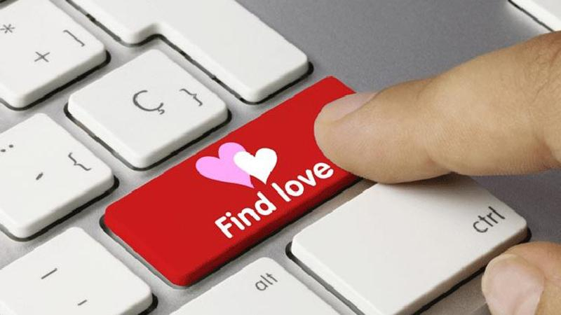 Определены главные ошибки женщин в статусах на сайтах знакомств