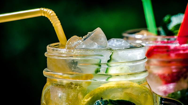 Как приготовить лимонад с вишнями дома: вкусный рецепт