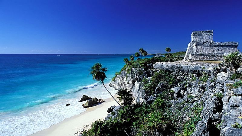 Названо популярні туристичні напрямки, які страждають від мандрівників Названо популярні туристичні напрямки, які страждають від мандрівників