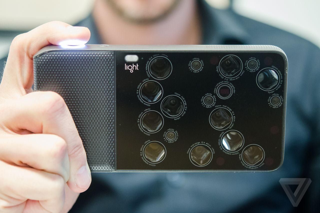 В сети опубликовали фото, которые были сделаны на камеру с 16 объективами В сети опубликовали фото, которые были сделаны на камеру с 16 объективами